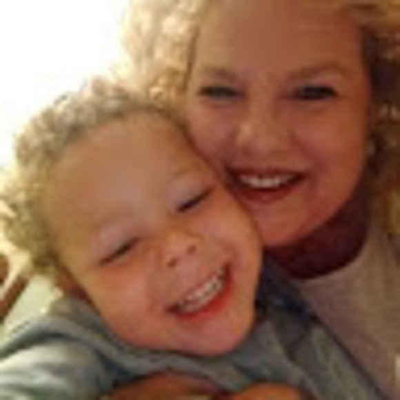 Meet your Posher, Paula - Picture 1 of 1